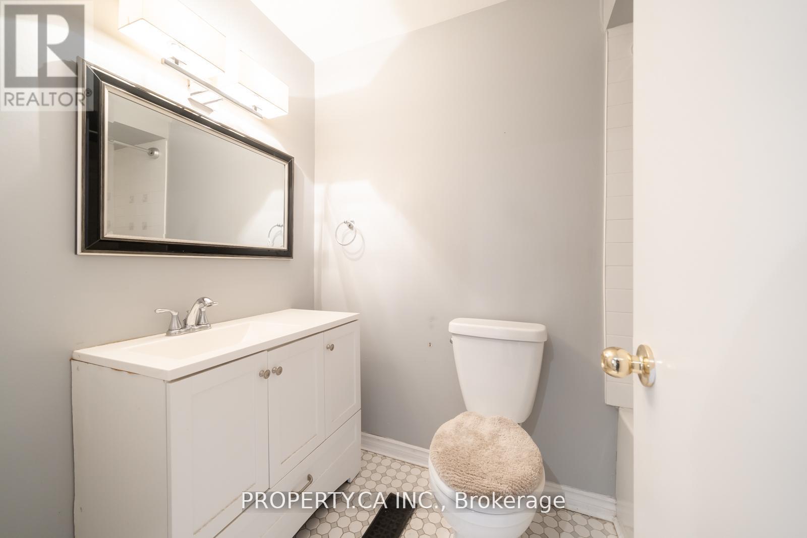 64 Dawson Crescent, Brampton, Ontario  L6V 3M6 - Photo 29 - W12180858