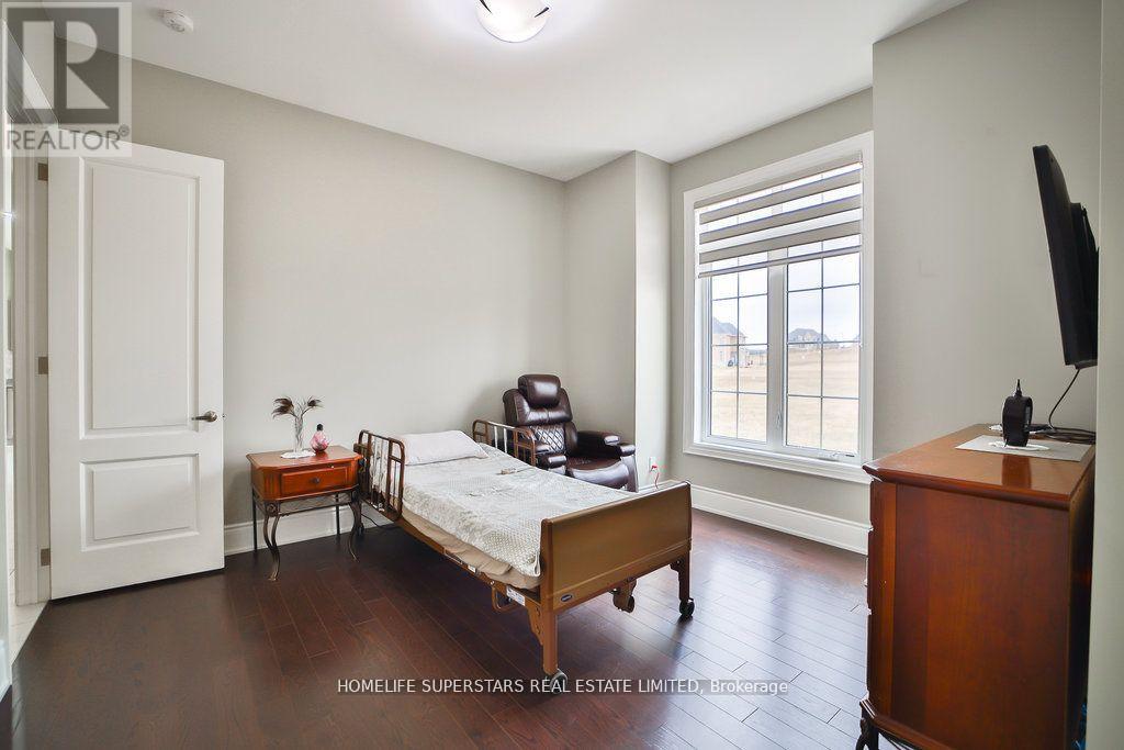 134 Amos Drive Amos Drive, Caledon (Palgrave), Ontario  L7E 4L7 - Photo 22 - W12180948