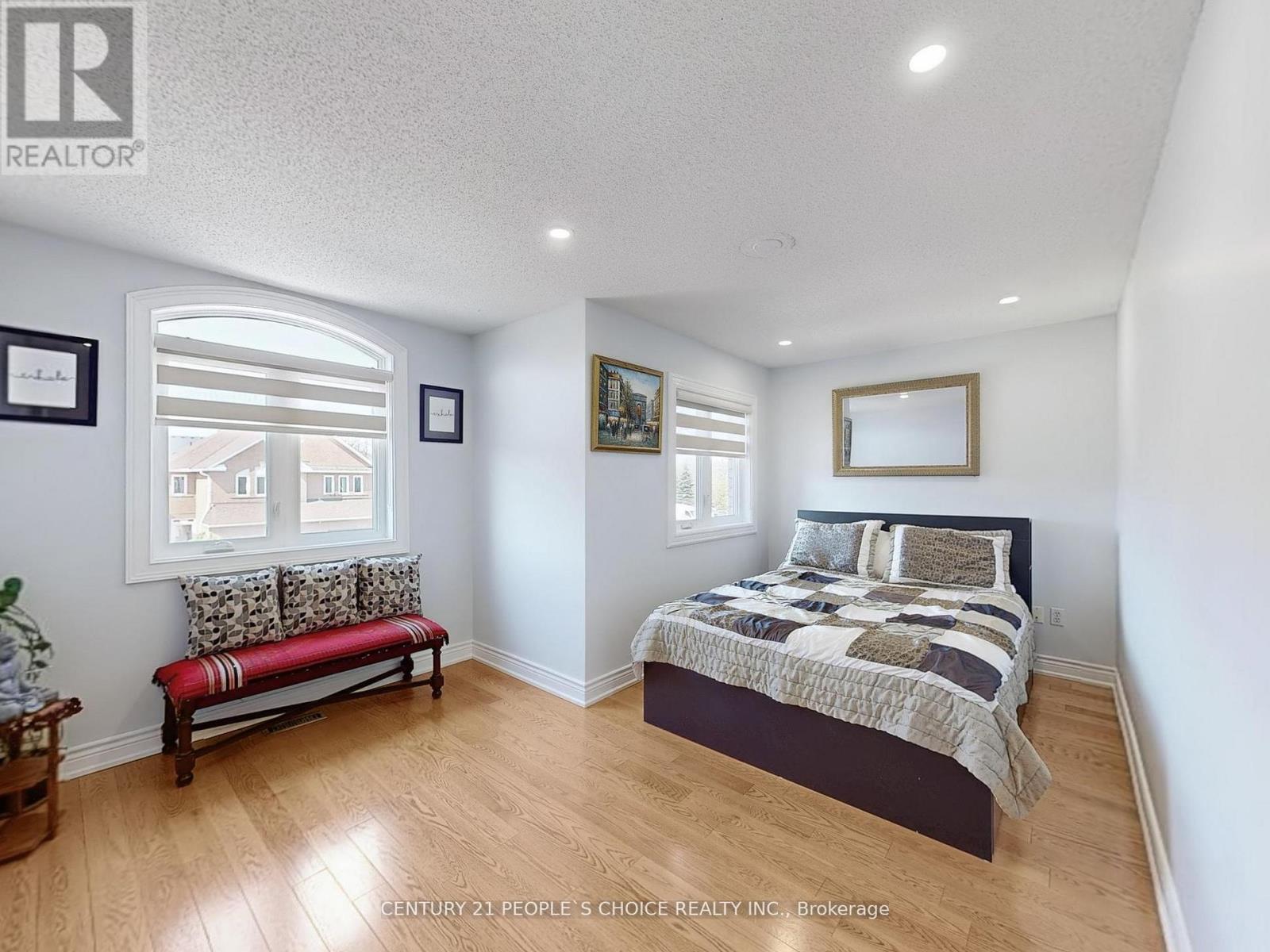 5957 Candlebrook Court, Mississauga (East Credit), Ontario  L5V 2V5 - Photo 22 - W12180953