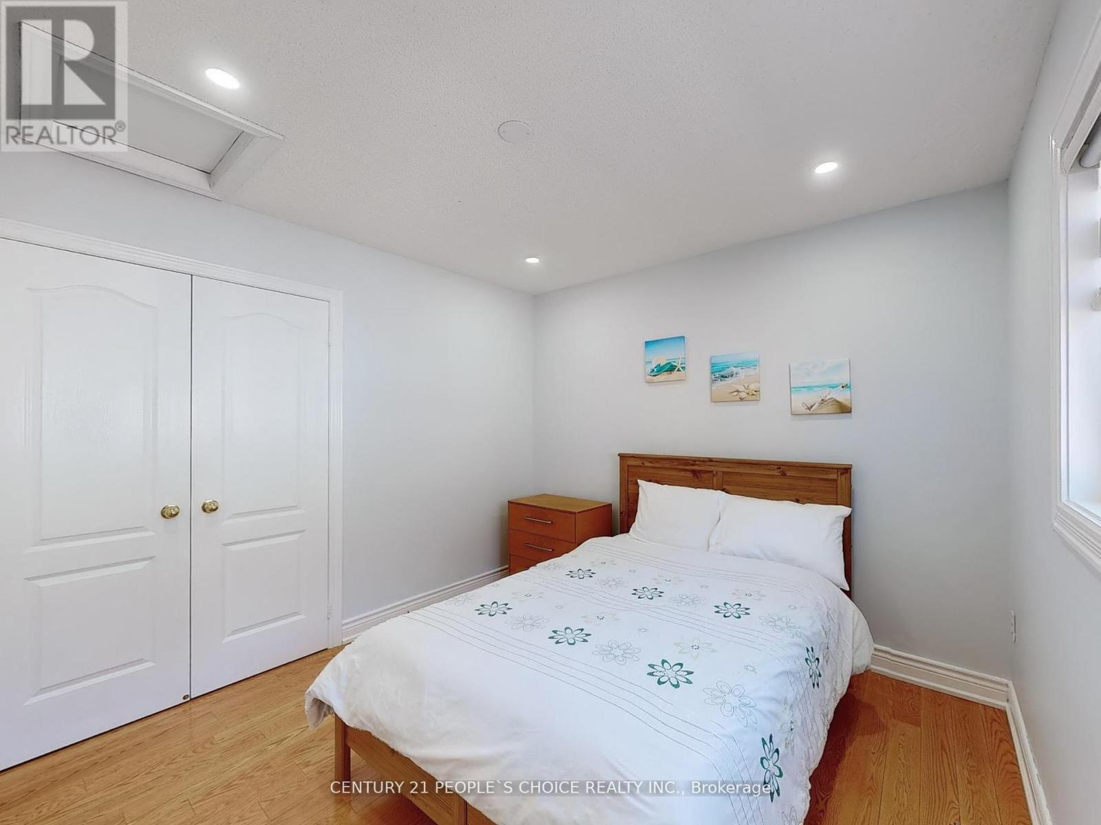 5957 Candlebrook Court, Mississauga, Ontario  L5V 2V5 - Photo 25 - W12180953