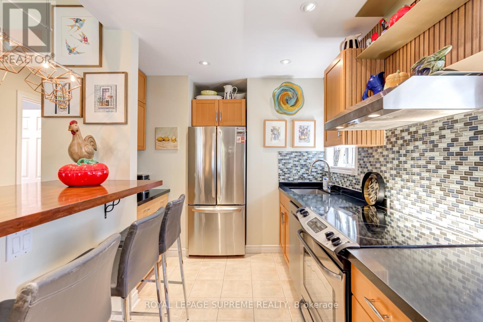 901 St Clarens Avenue, Toronto (Dovercourt-Wallace Emerson-Junction), Ontario  M6H 3X5 - Photo 10 - W12180961