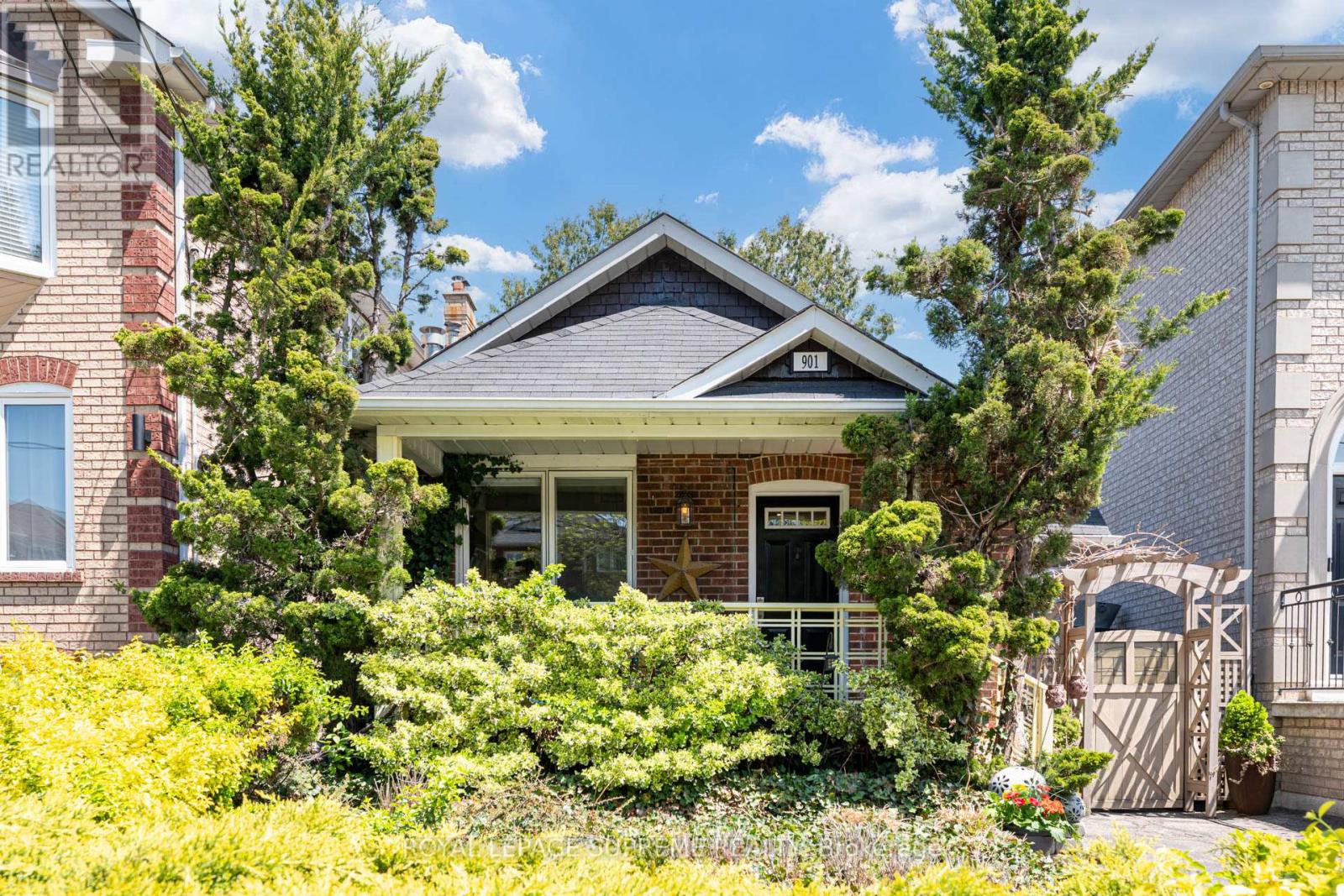 Property at 901 ST CLARENS AVENUE image 2