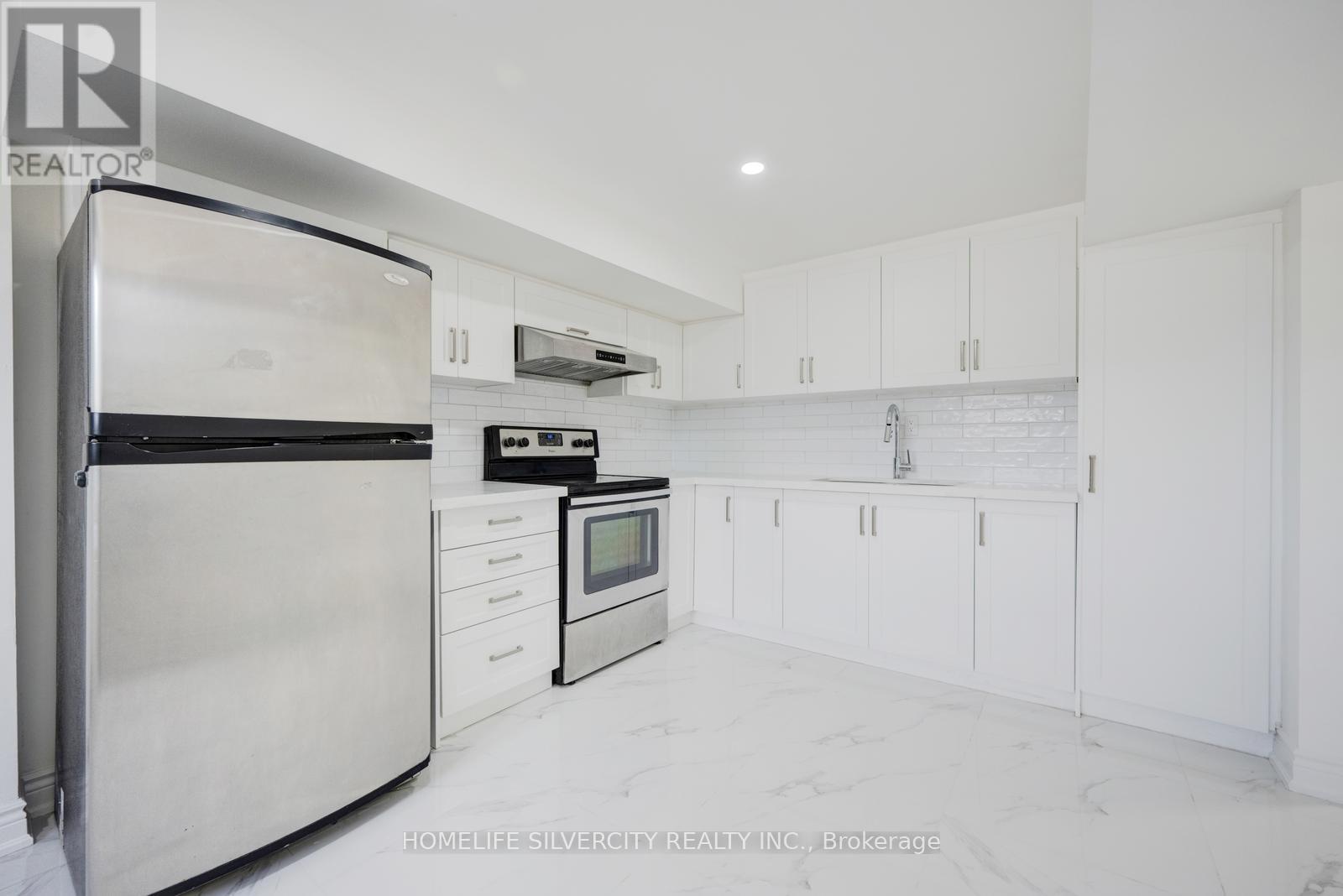 7308 Redstone Road, Mississauga, Ontario  L4T 2A9 - Photo 27 - W12180984