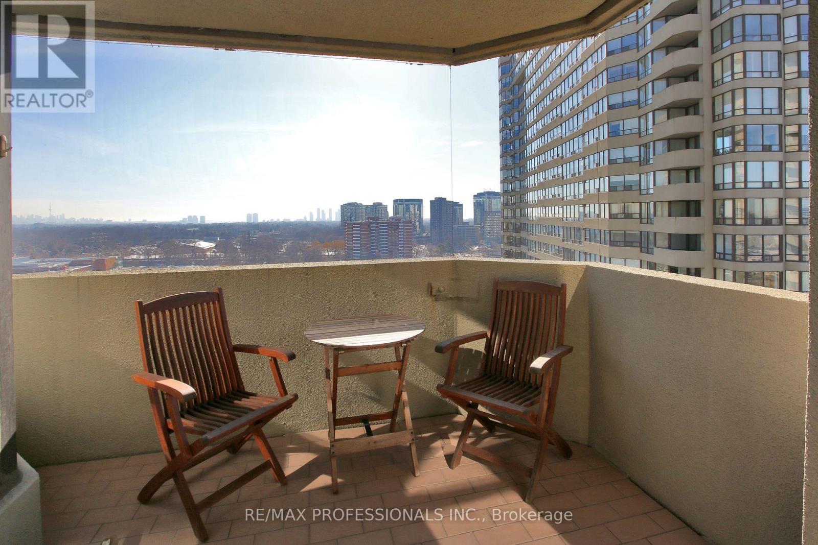 1802 - 1320 Islington Avenue, Toronto, Ontario  M9A 5C6 - Photo 14 - W12181010