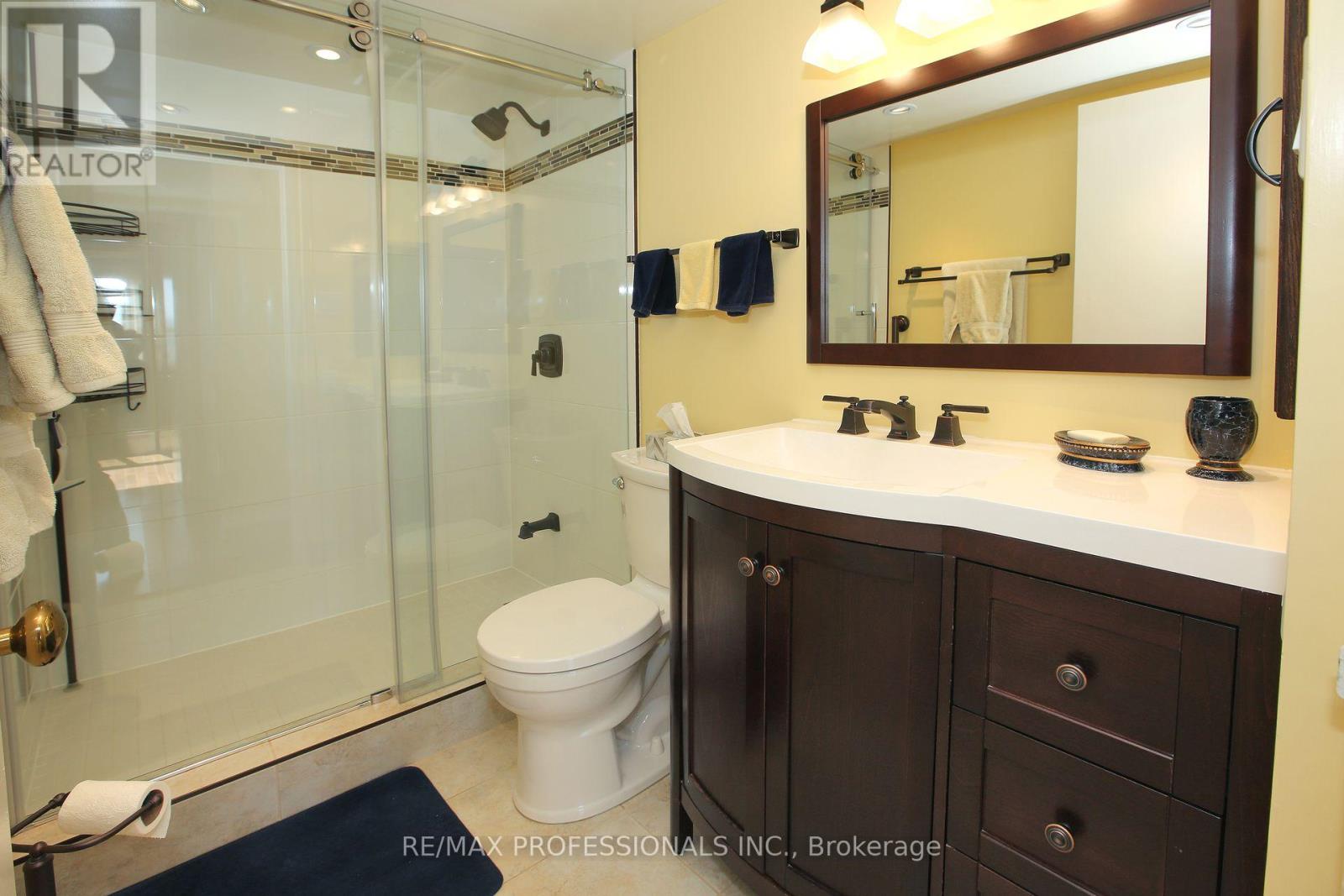 1802 - 1320 Islington Avenue, Toronto, Ontario  M9A 5C6 - Photo 26 - W12181010