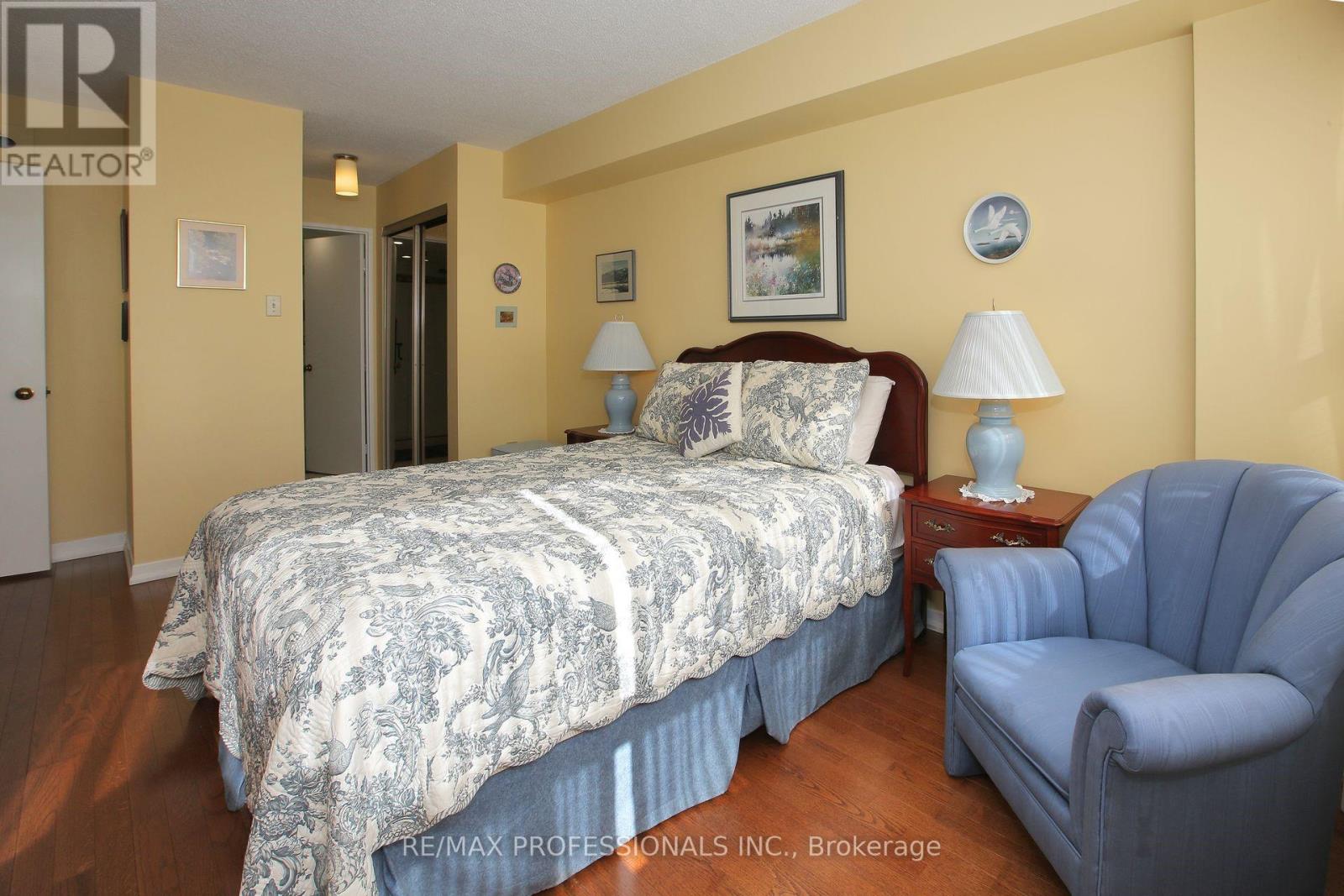 1802 - 1320 Islington Avenue, Toronto, Ontario  M9A 5C6 - Photo 29 - W12181010