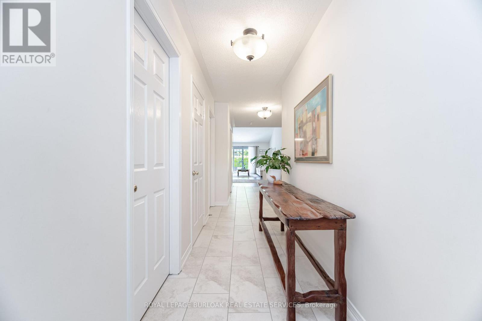 2 - 4275 Millcroft Park Drive, Burlington, Ontario  L7M 4L9 - Photo 8 - W12181029