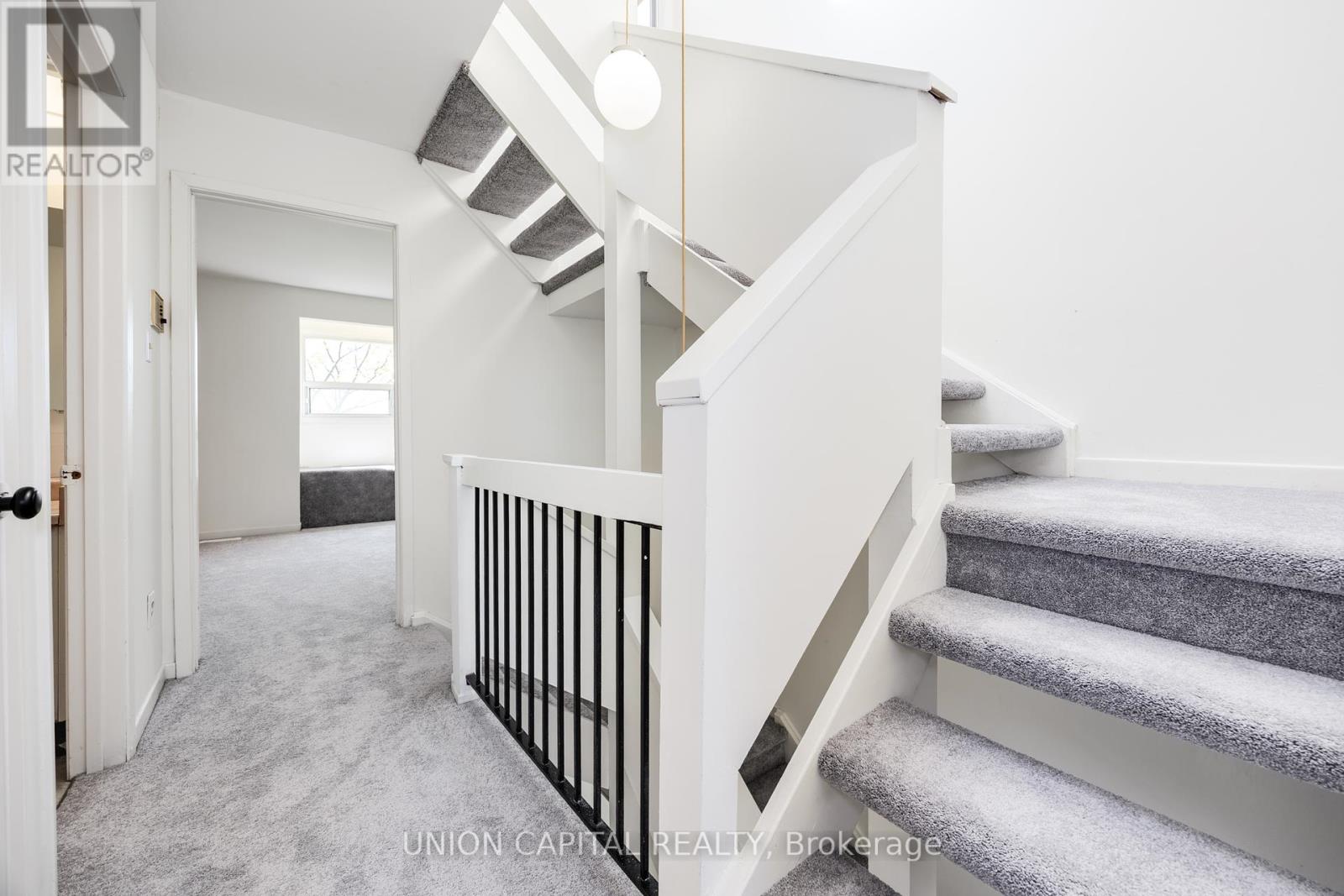 2 - 24 Reid Drive, Mississauga (Streetsville), Ontario  L5M 2A6 - Photo 12 - W12181035