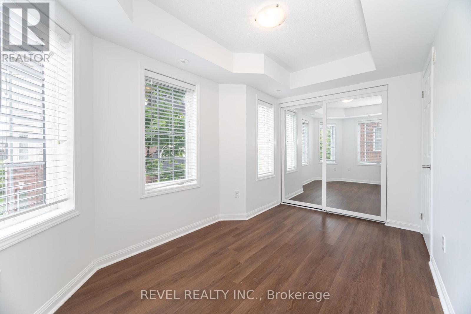 2 - 724 Neighbourhood Circle, Mississauga (Cooksville), Ontario  L5B 0B3 - Photo 21 - W12181038