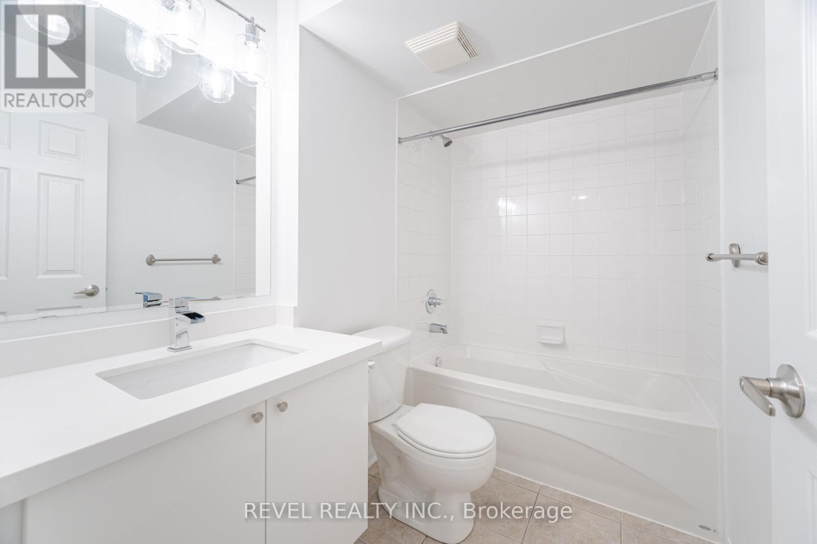 2 - 724 Neighbourhood Circle, Mississauga (Cooksville), Ontario  L5B 0B3 - Photo 22 - W12181038