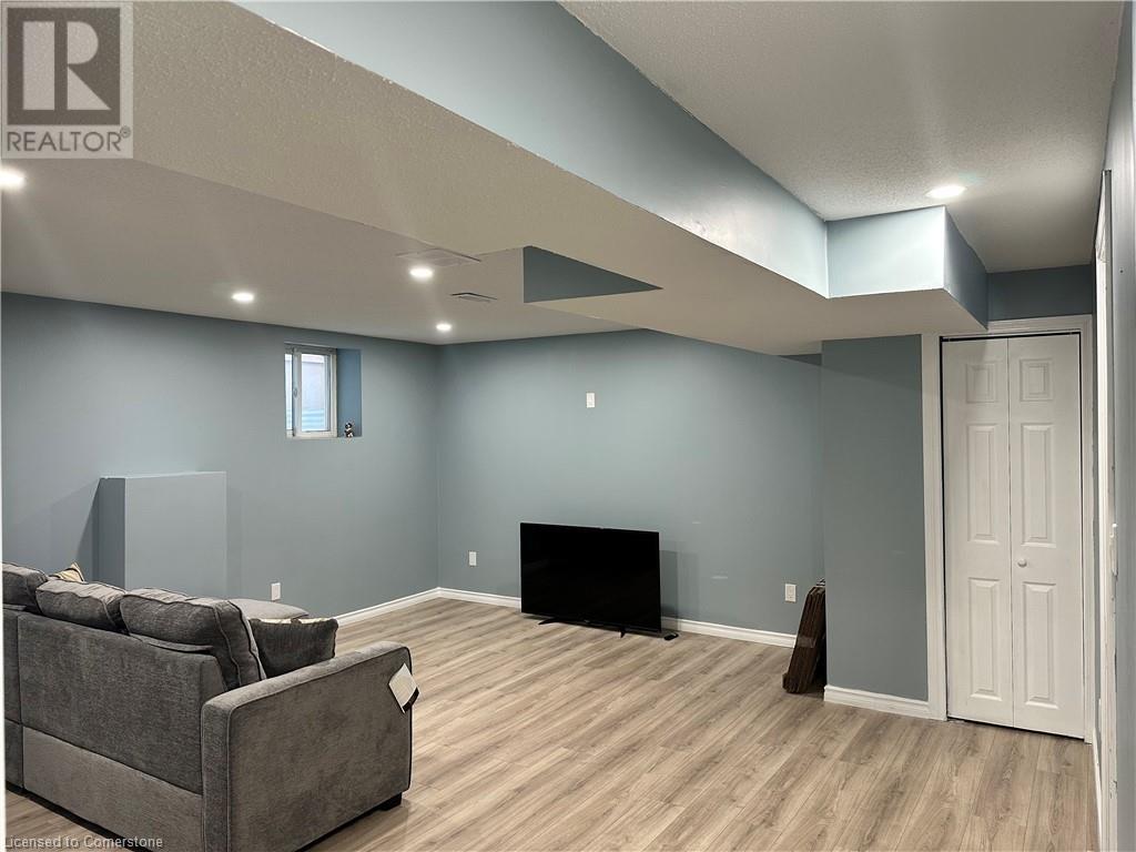 230 English Lane Lane, Brantford, Ontario  N3T 0K2 - Photo 44 - 40734561