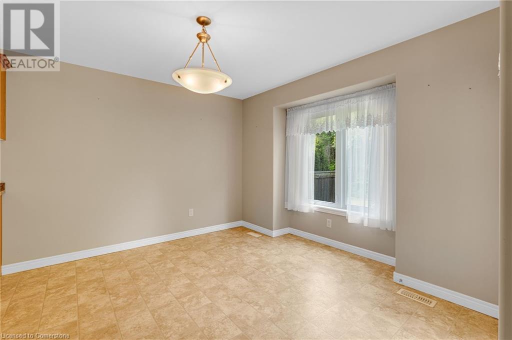 18 Riverside Circle, Smithville, Ontario  L0R 2A0 - Photo 17 - 40733723