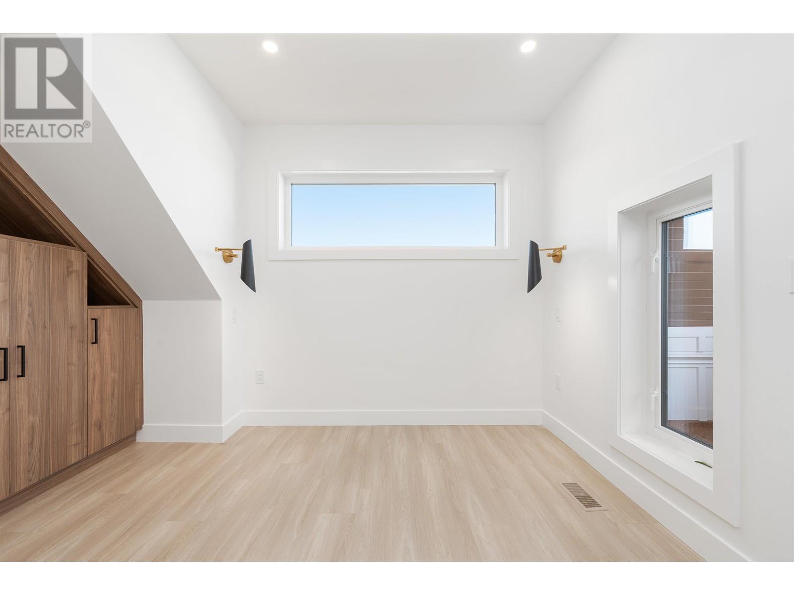 4014 Rupert Street, Vancouver, British Columbia  V5R 2H3 - Photo 16 - R3008682