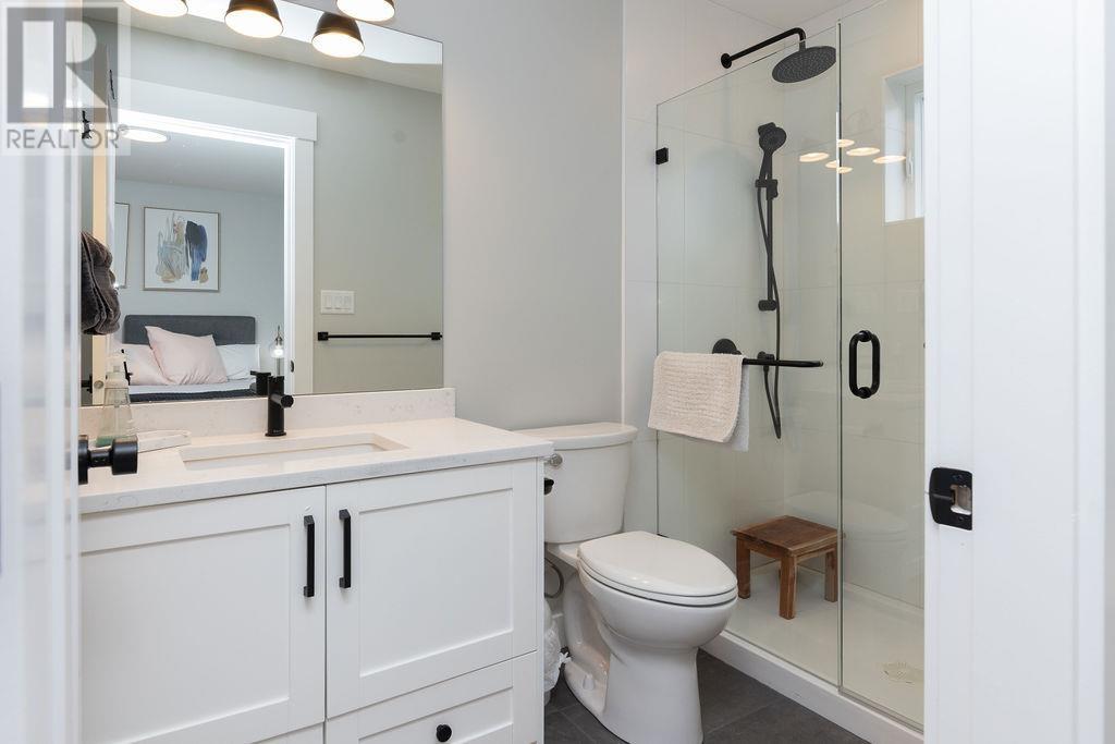 1062 Celia Crescent, Gibsons, British Columbia  V0N 1V7 - Photo 23 - R3008702