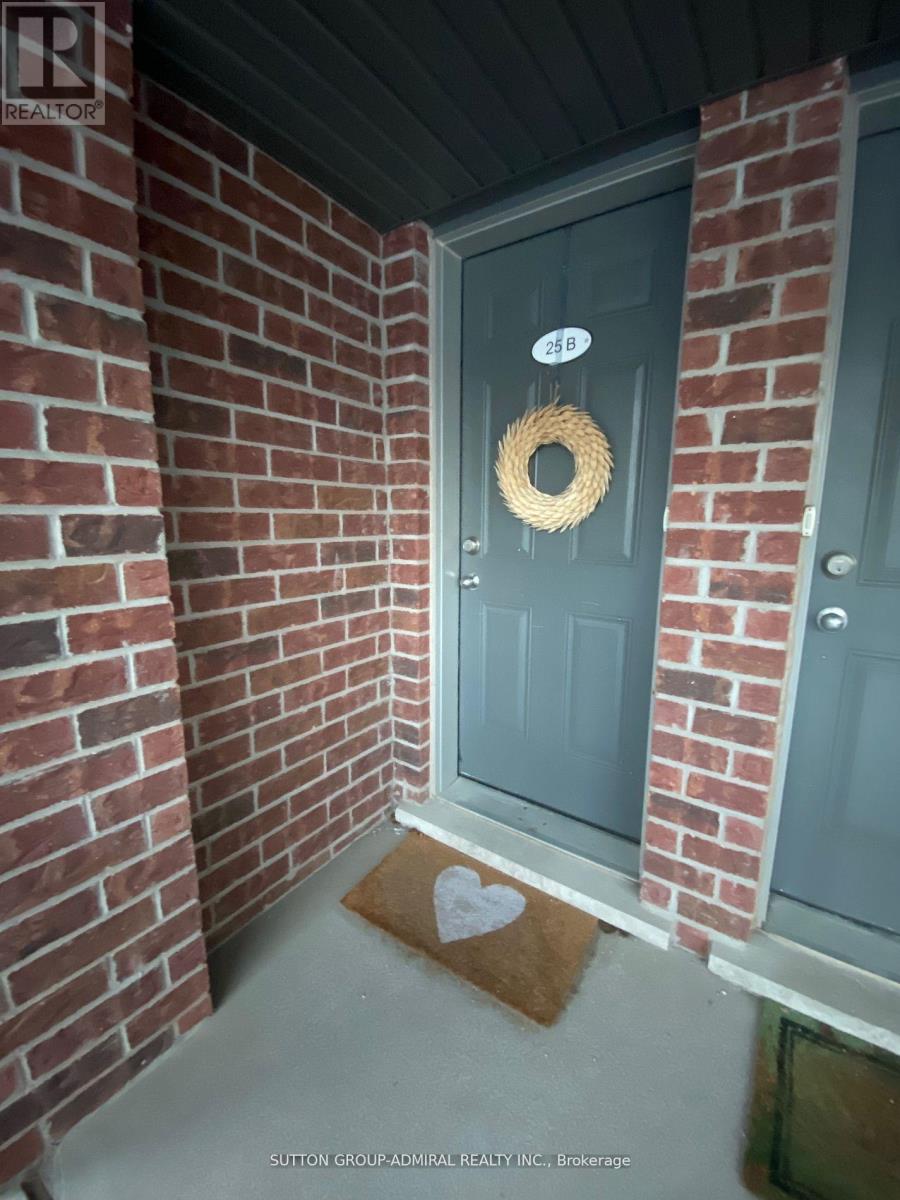 B - 25 SIENNA STREET, Waterloo, Ontario
