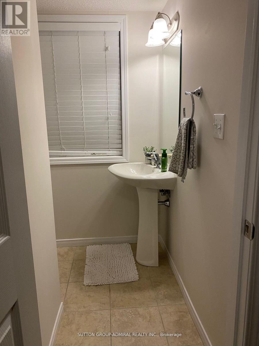 B - 25 Sienna Street, Waterloo, Ontario  N2R 1P7 - Photo 10 - X12180902