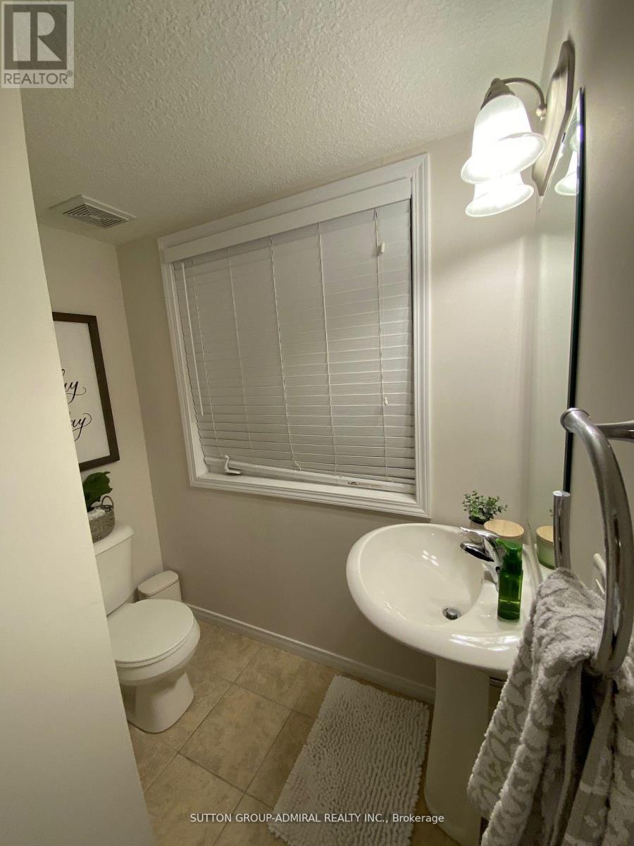 B - 25 Sienna Street, Waterloo, Ontario  N2R 1P7 - Photo 12 - X12180902