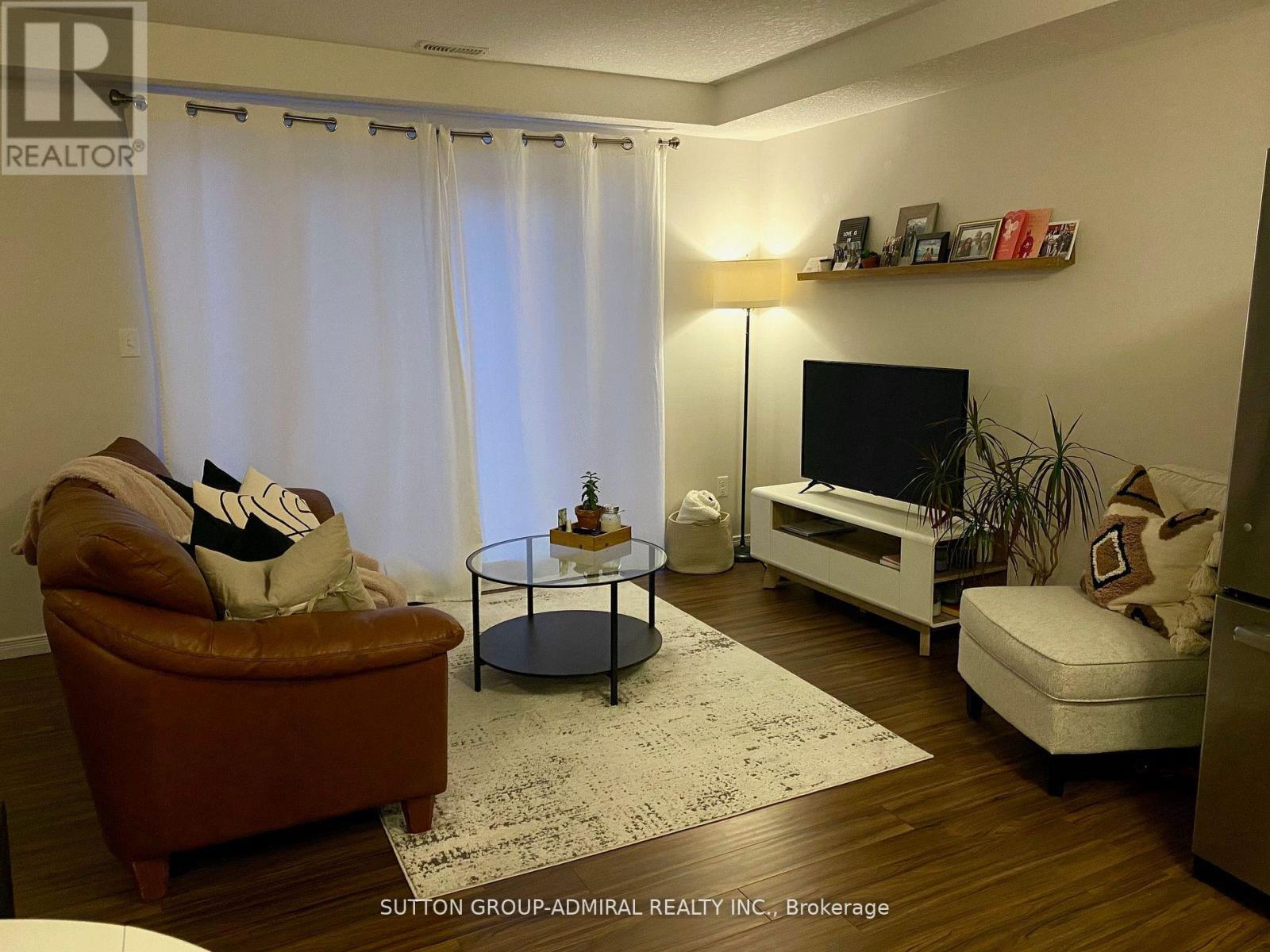 B - 25 Sienna Street, Waterloo, Ontario  N2R 1P7 - Photo 3 - X12180902