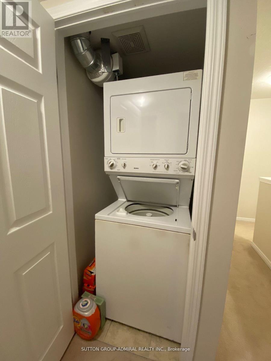 B - 25 Sienna Street, Waterloo, Ontario  N2R 1P7 - Photo 7 - X12180902