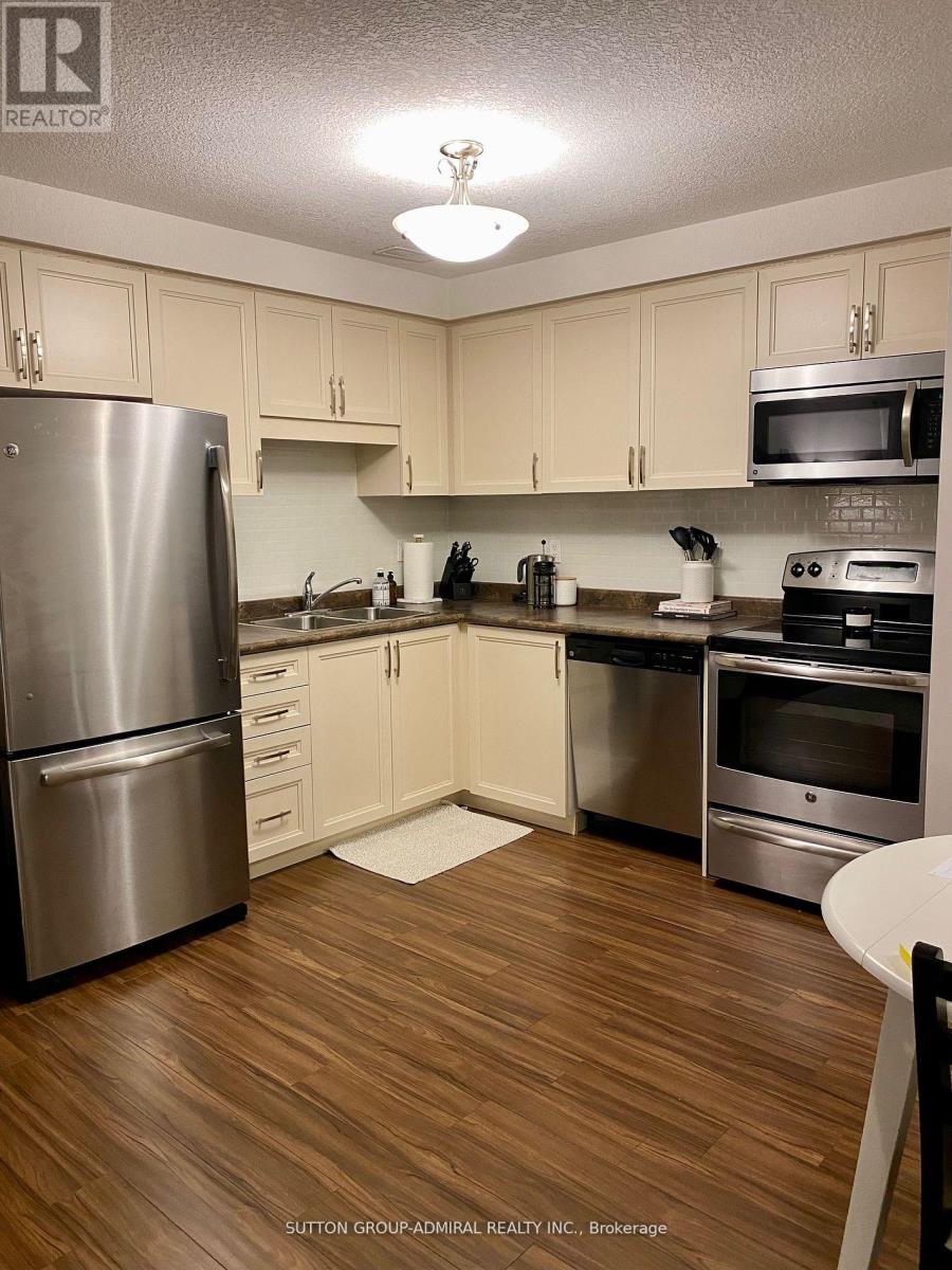 B - 25 Sienna Street, Waterloo, Ontario  N2R 1P7 - Photo 8 - X12180902