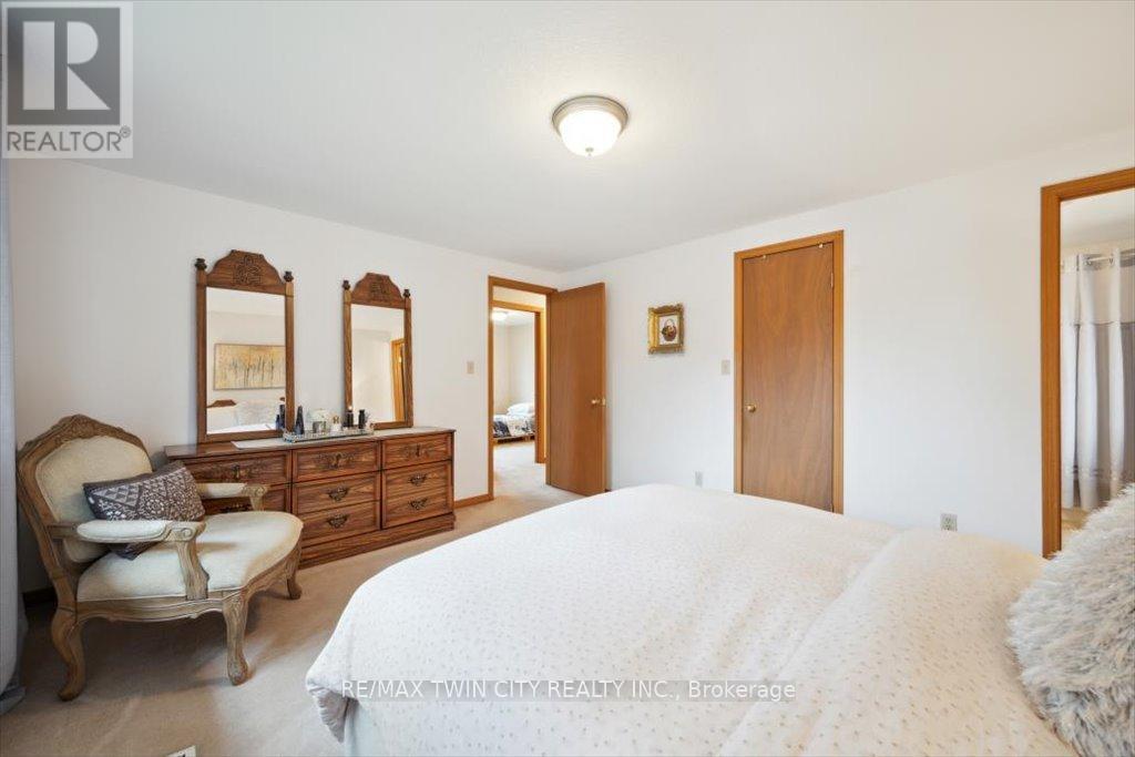 2 Cora Drive, Kitchener, Ontario  N2N 3C6 - Photo 21 - X12180918