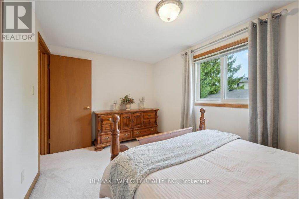 2 Cora Drive, Kitchener, Ontario  N2N 3C6 - Photo 25 - X12180918