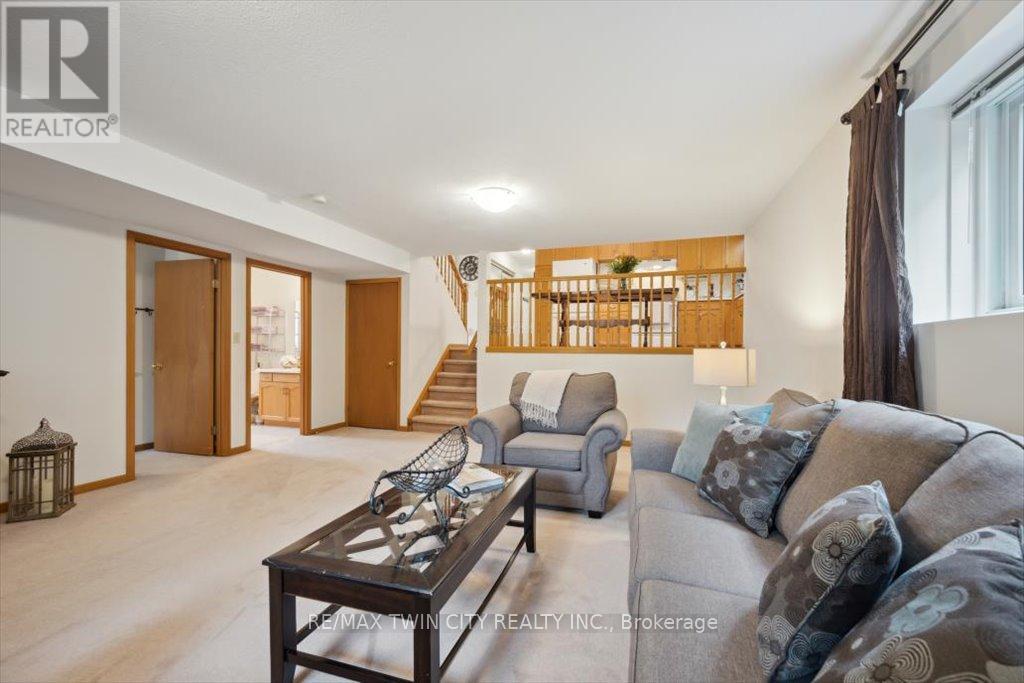 2 Cora Drive, Kitchener, Ontario  N2N 3C6 - Photo 30 - X12180918