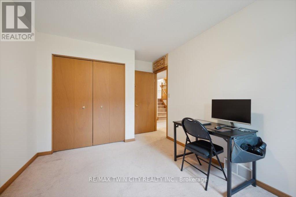 2 Cora Drive, Kitchener, Ontario  N2N 3C6 - Photo 32 - X12180918