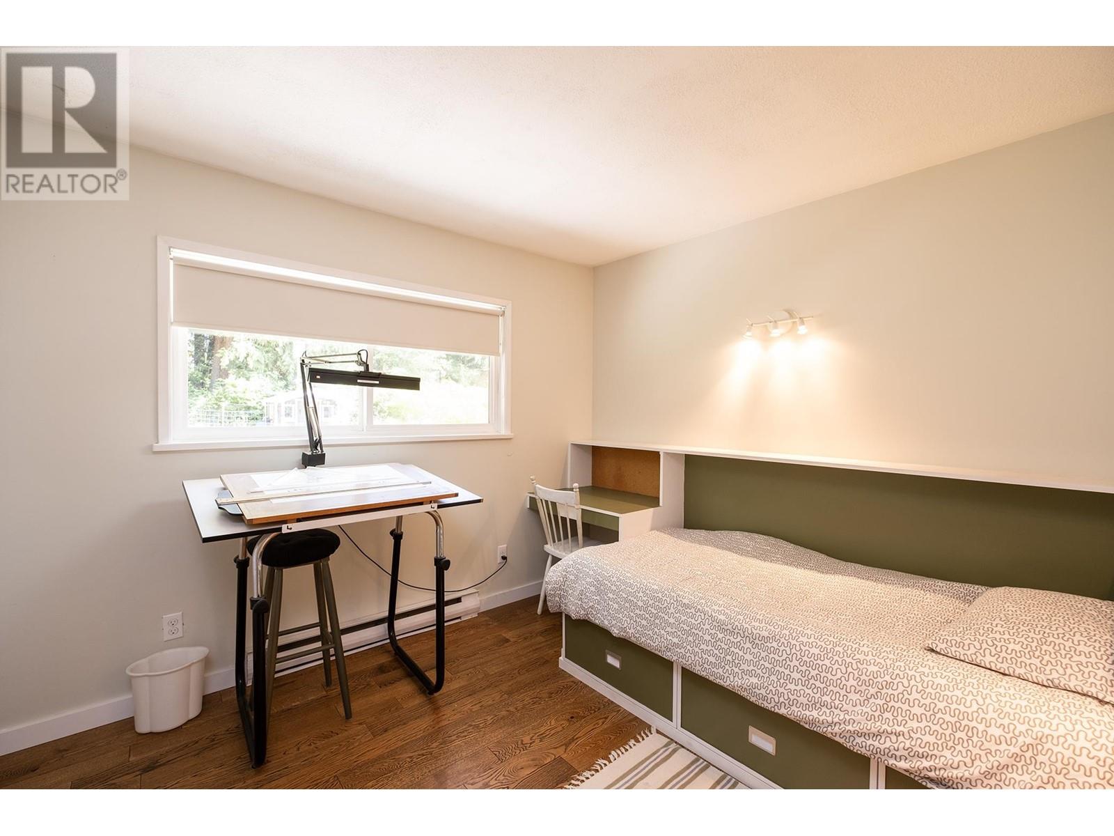 1238 Gower Point Road, Gibsons, British Columbia  V0N 1V3 - Photo 13 - R3008703