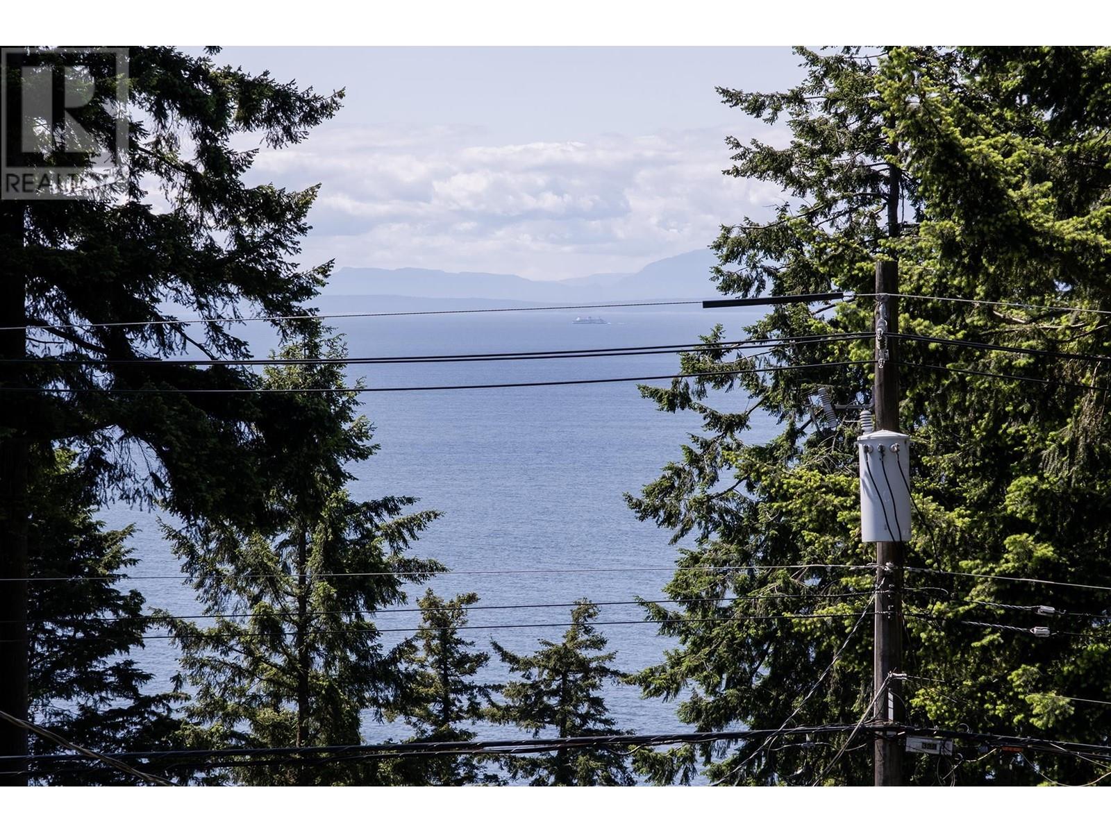 1238 Gower Point Road, Gibsons, British Columbia  V0N 1V3 - Photo 34 - R3008703