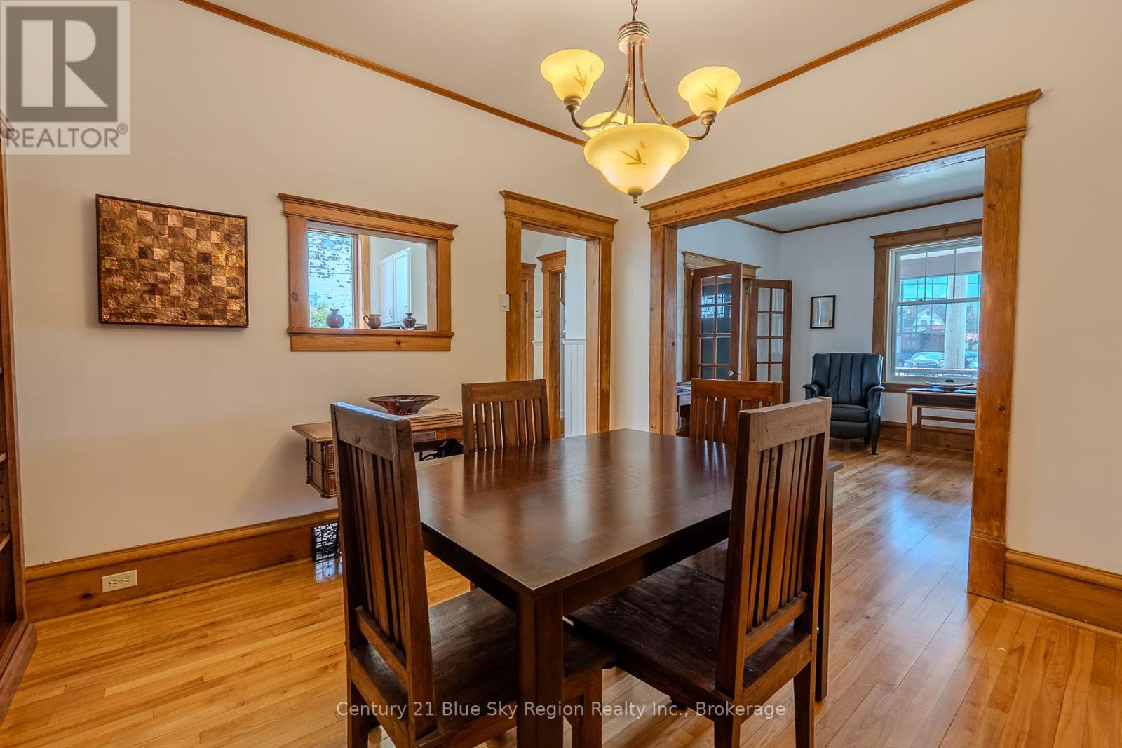 214 Worthington Street E, North Bay (Central), Ontario  P1B 1G9 - Photo 9 - X12181152