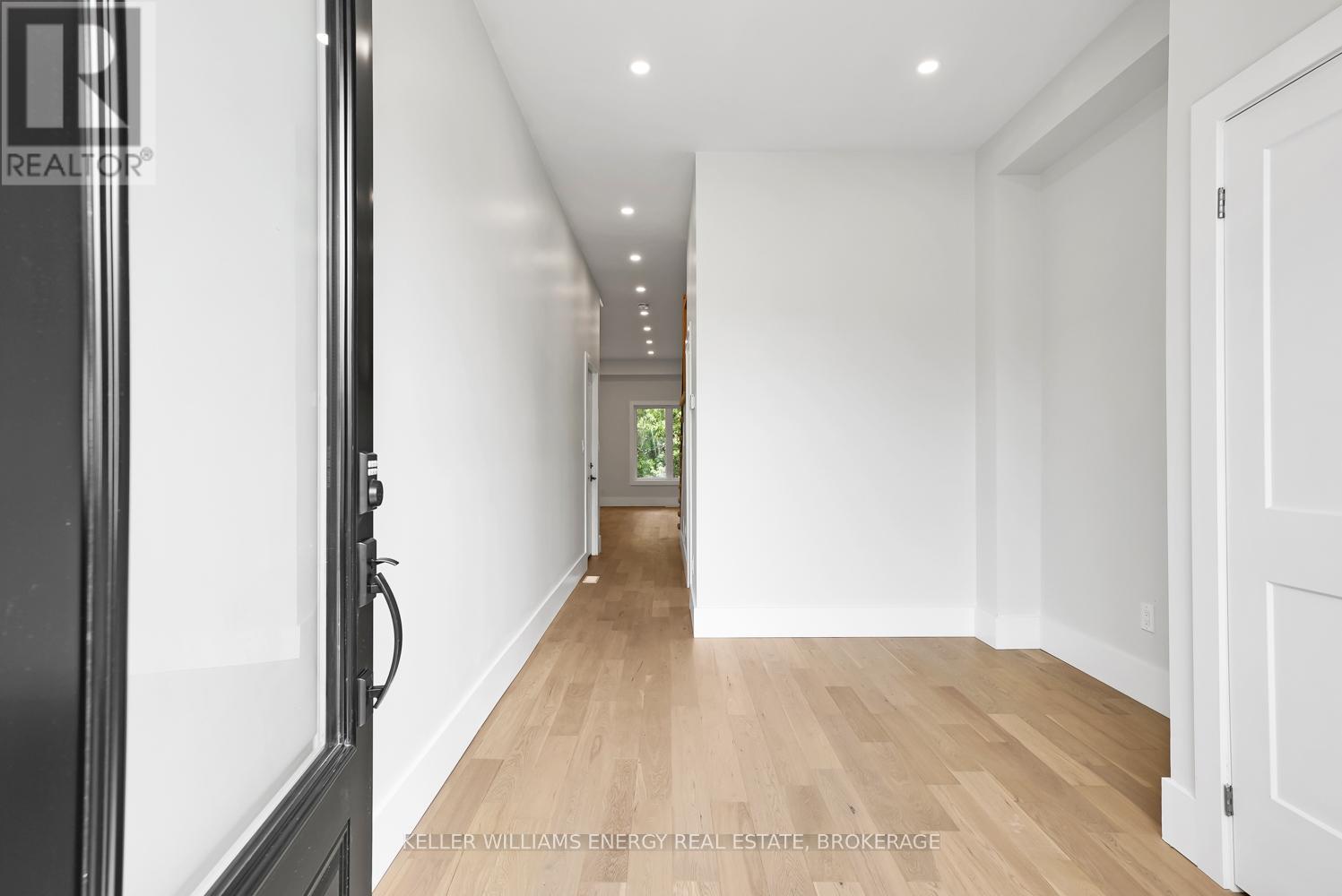 11 Union Street, Cavan Monaghan, Ontario  L0A 1G0 - Photo 3 - X12019119