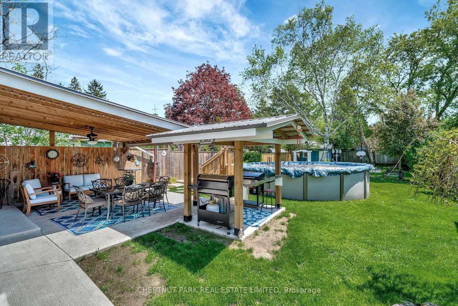 31 Lake Street, Prince Edward County, Ontario  K0K 2T0 - Photo 37 - X12086269