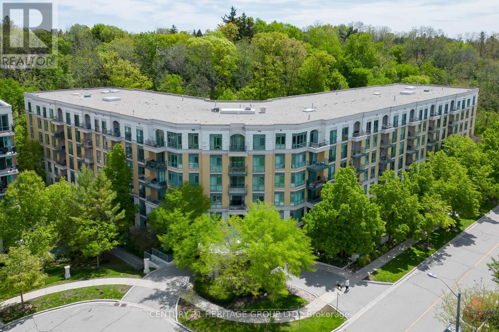 306 - 11 William Carson Crescent, Toronto, Ontario  M2P 2G1 - Photo 1 - C12181024