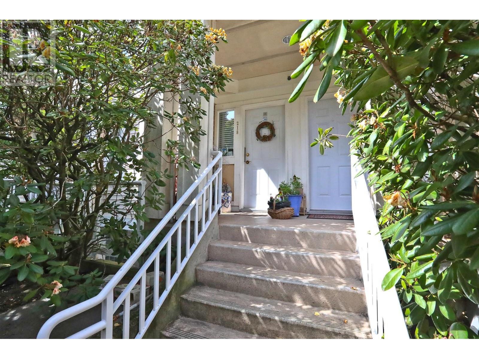 218 2545 W Broadway, Vancouver, British Columbia  V6K 2E9 - Photo 2 - R3007663