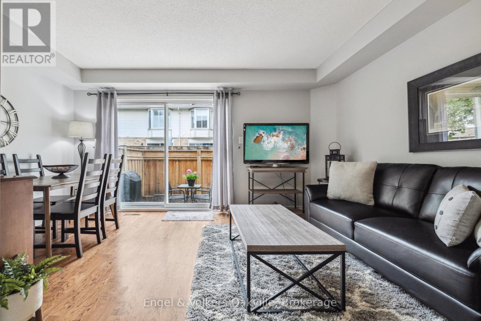 15 - 2015 Cleaver Avenue, Burlington, Ontario  L7M 4J7 - Photo 16 - W12173951