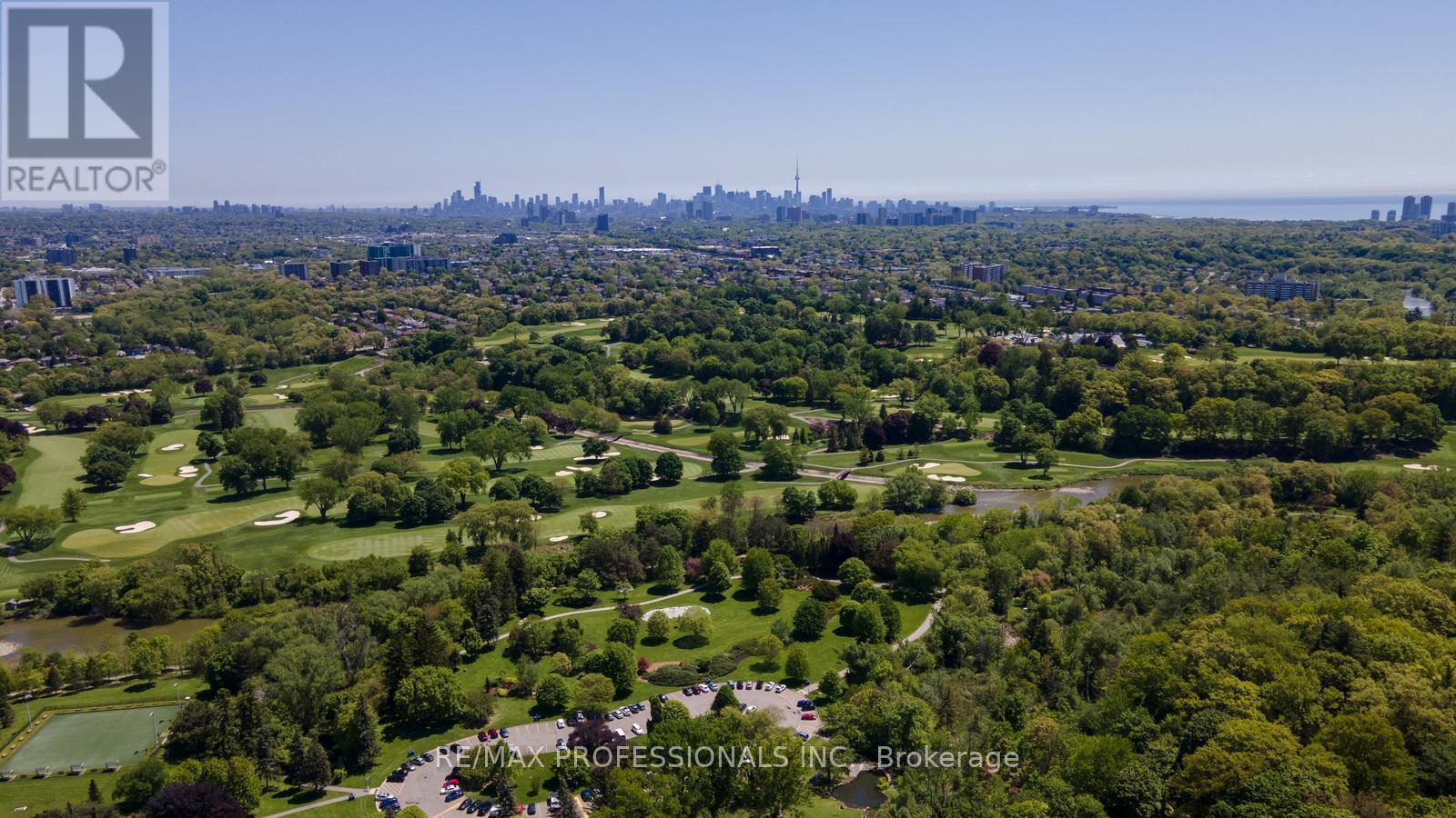8 Glendarling Road, Toronto, Ontario  M9A 4G2 - Photo 42 - W12180017