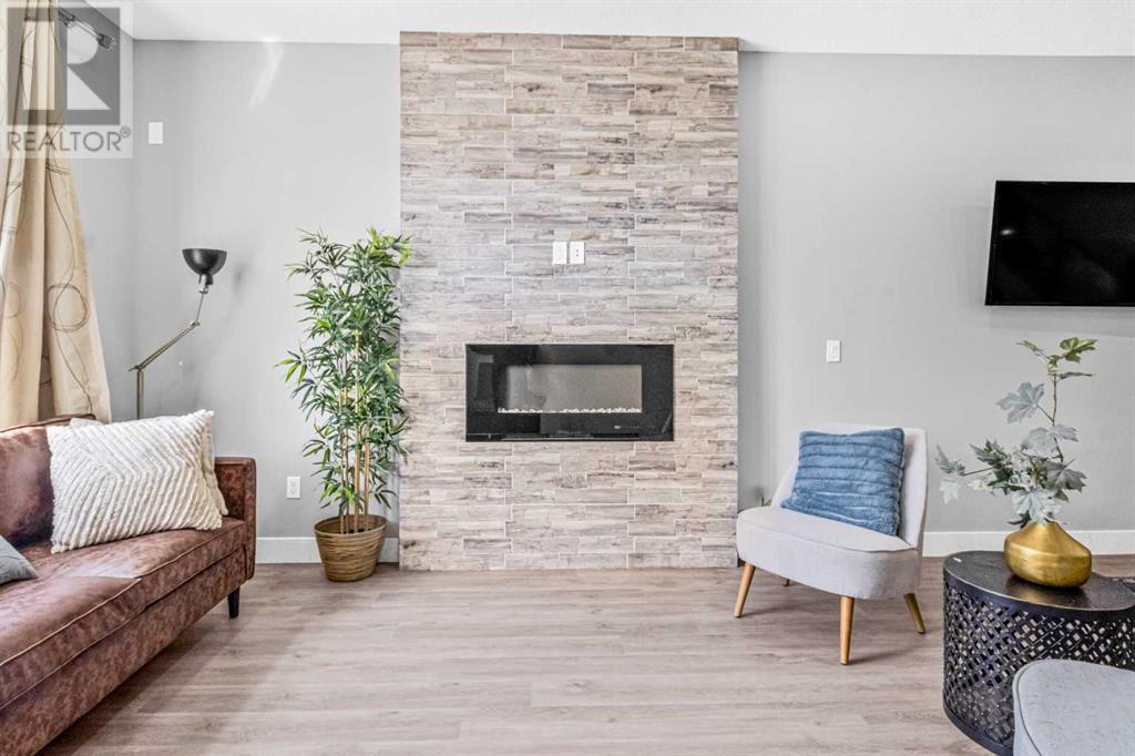 Property at 1910 48 Street NW image 3