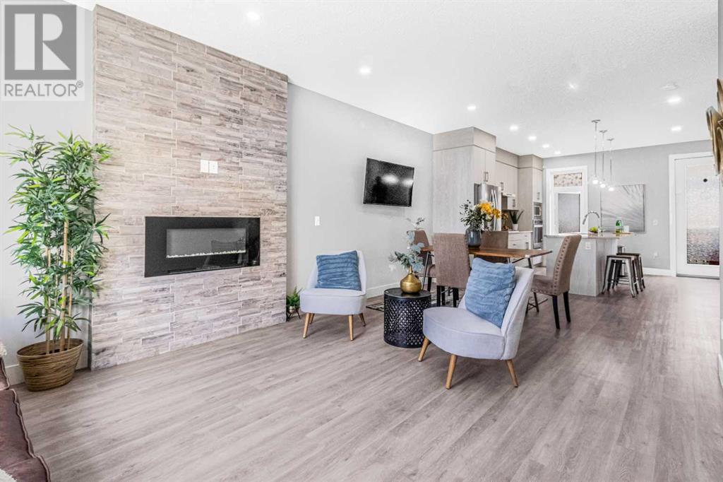 Property at 1910 48 Street NW image 5