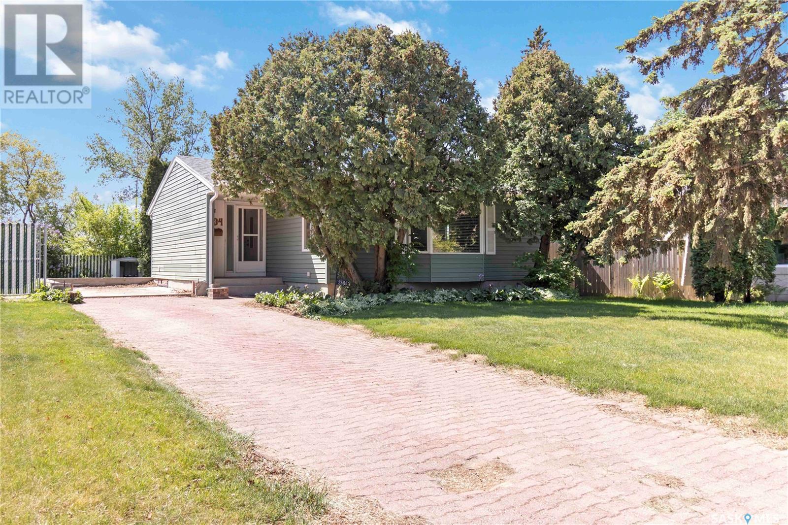 2534 Eastview, saskatoon, Saskatchewan