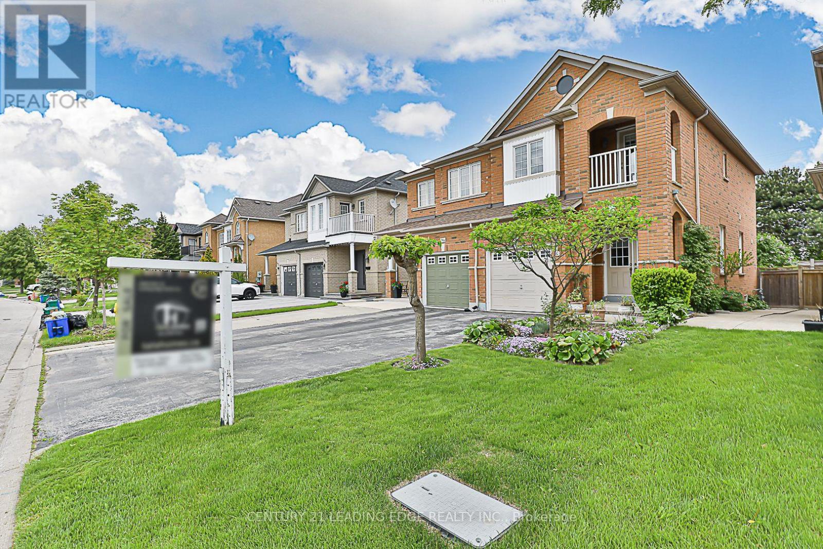 201 Terra Road, Vaughan, Ontario  L4L 3J4 - Photo 1 - N12175568