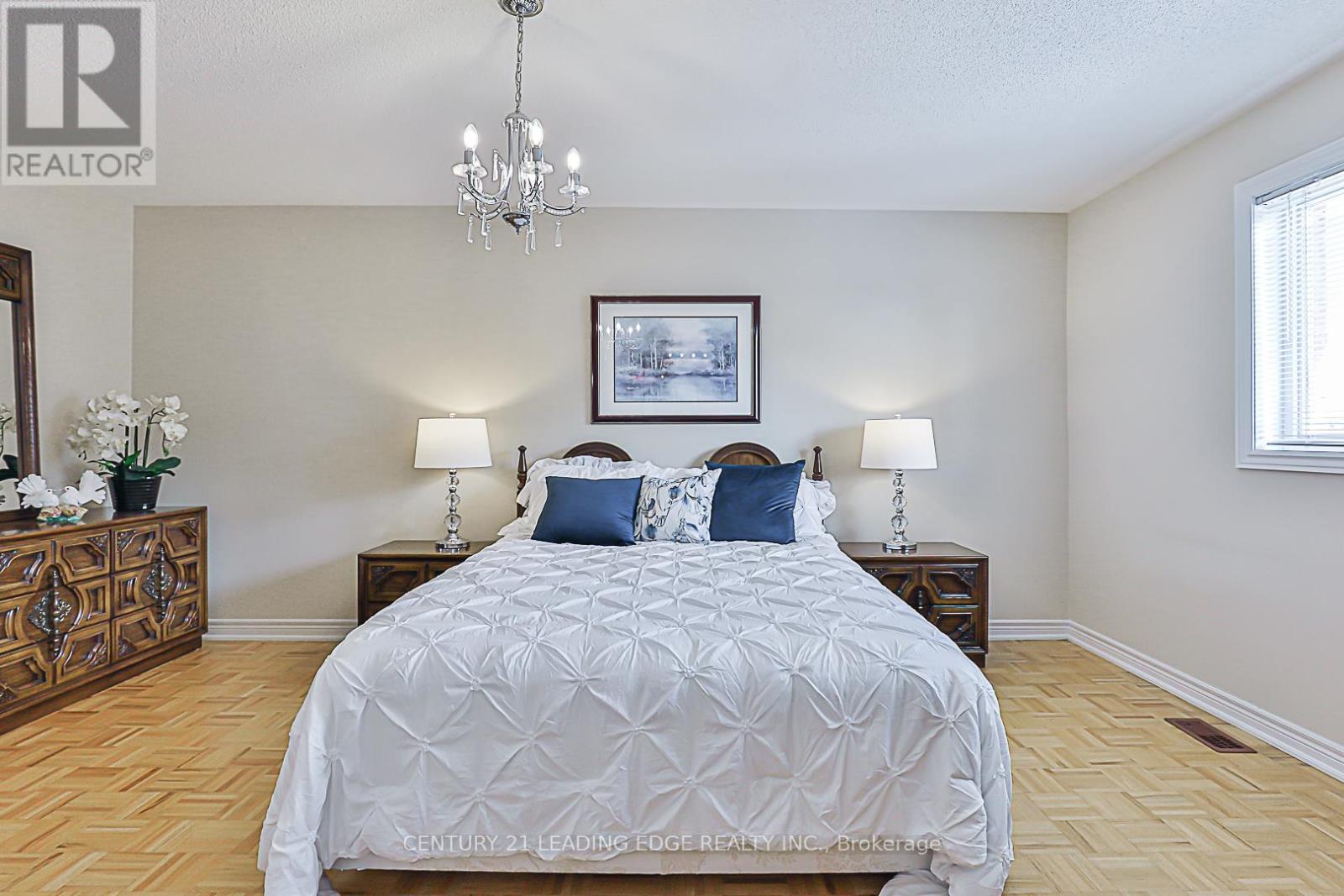 201 Terra Road, Vaughan, Ontario  L4L 3J4 - Photo 19 - N12175568
