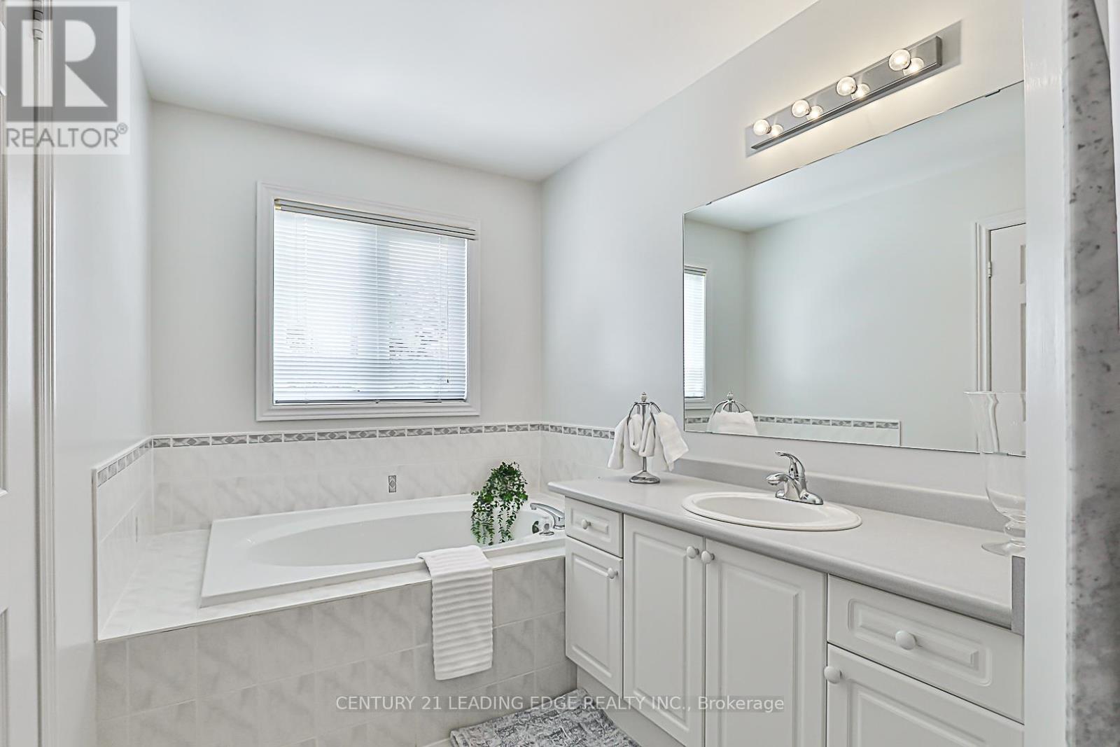 201 Terra Road, Vaughan, Ontario  L4L 3J4 - Photo 30 - N12175568
