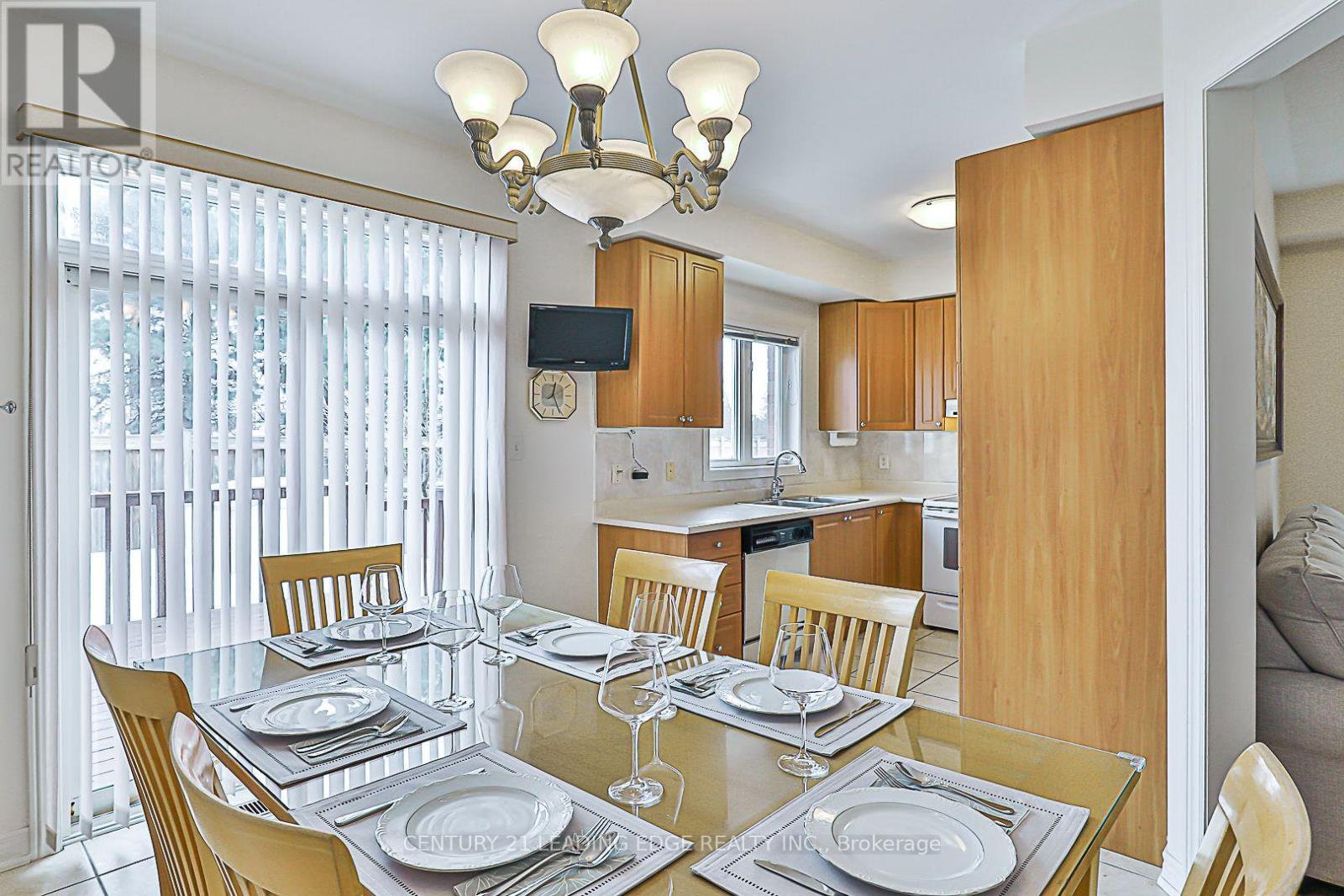 201 Terra Road, Vaughan, Ontario  L4L 3J4 - Photo 12 - N12175568