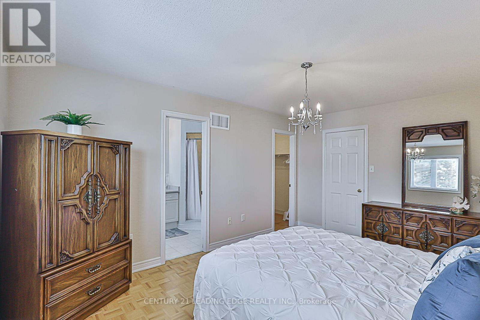 201 Terra Road, Vaughan, Ontario  L4L 3J4 - Photo 21 - N12175568