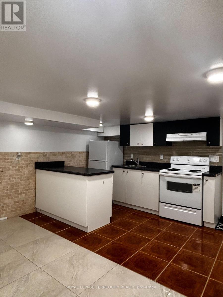 Basement - 433 Symington Avenue, Toronto, Ontario  M6N 2W4 - Photo 2 - W12176305