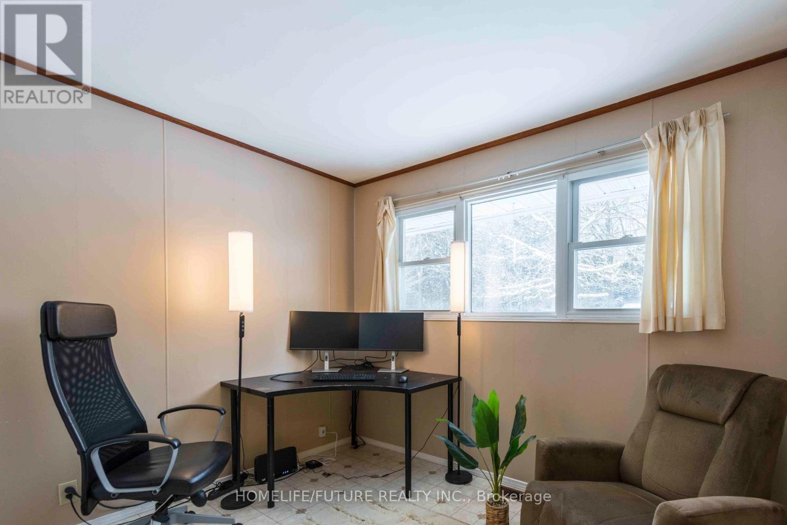 85 Peterson Street, Quinte West, Ontario  K8V 5P8 - Photo 14 - X12135694
