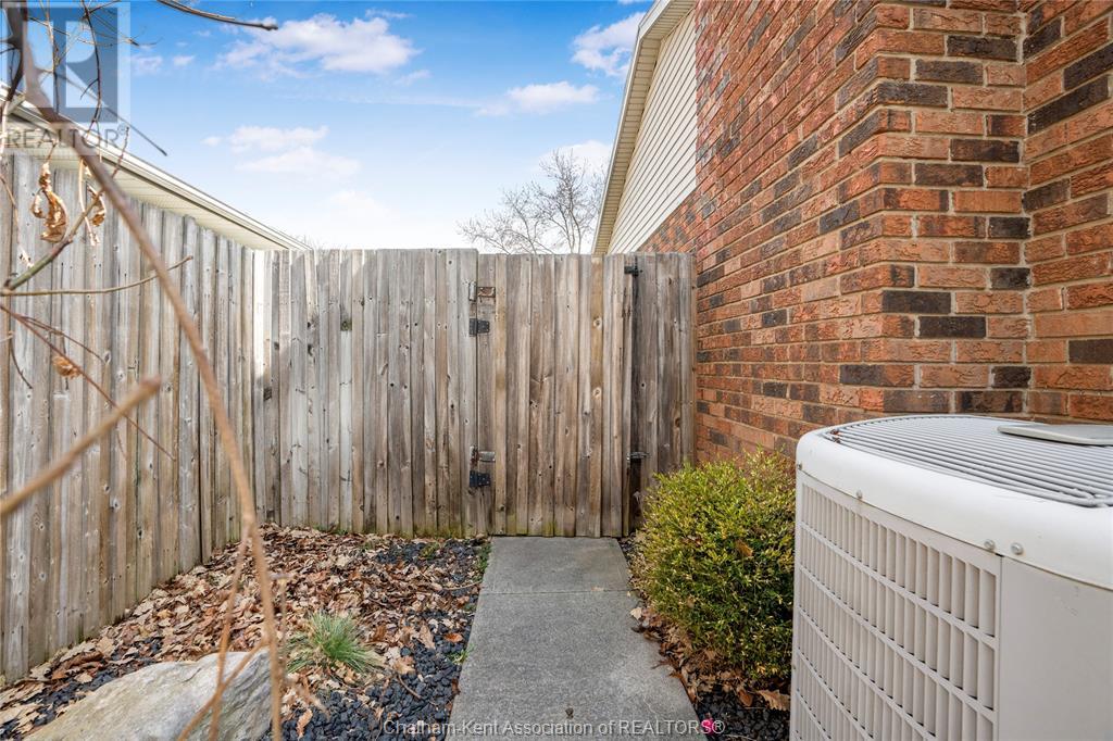 43 Daleview Crescent, Chatham, Ontario    - Photo 47 - 25013475