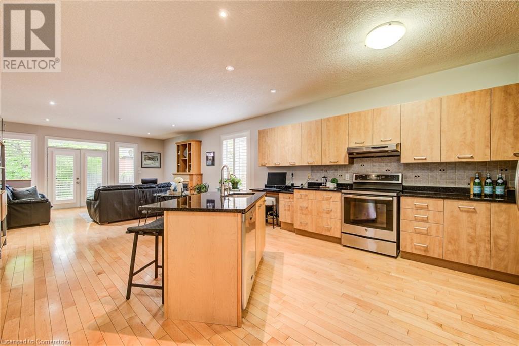 415 Lake Louise Boulevard, Waterloo, Ontario N2V 2K4 - Photo 9 - 40734537