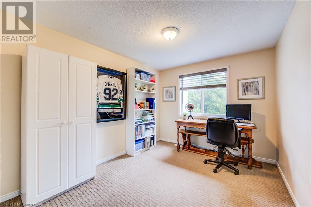 454 Annapolis Court, Waterloo, Ontario  N2K 4E7 - Photo 32 - 40732733